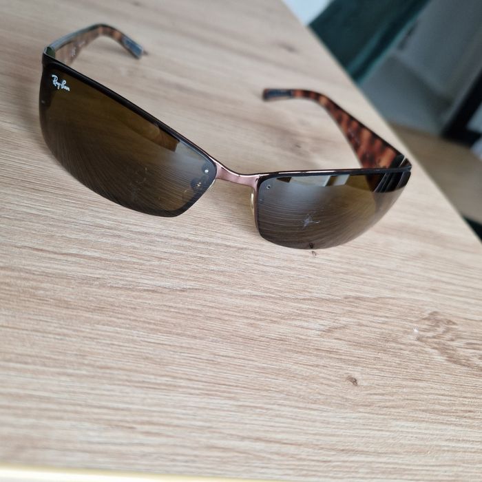 Okulary przeciwsłoneczne Ray Ban RB 3394.