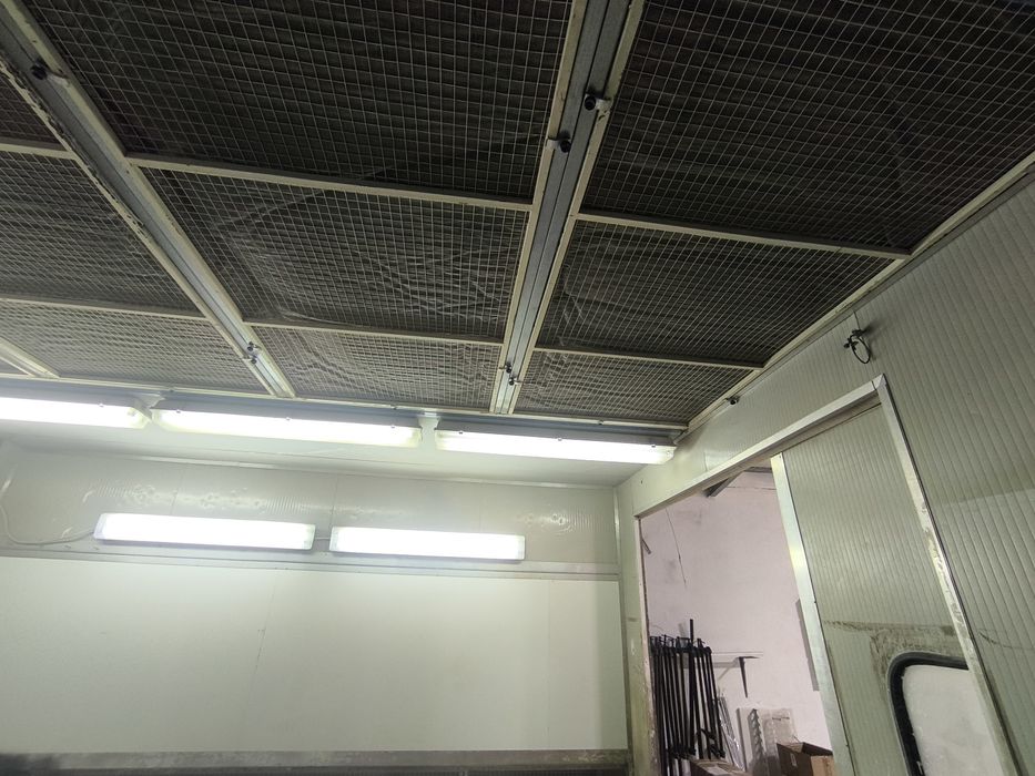 Cabine de envernizamento e lacagem