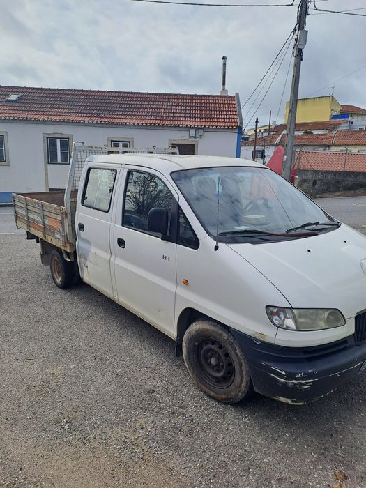 Hyundai H1 2001 caixa aberta