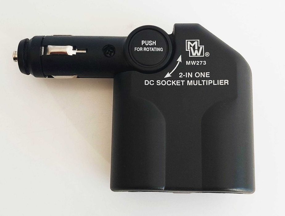 Adaptador duplo com saídas macho e fêmea e inclinação variável