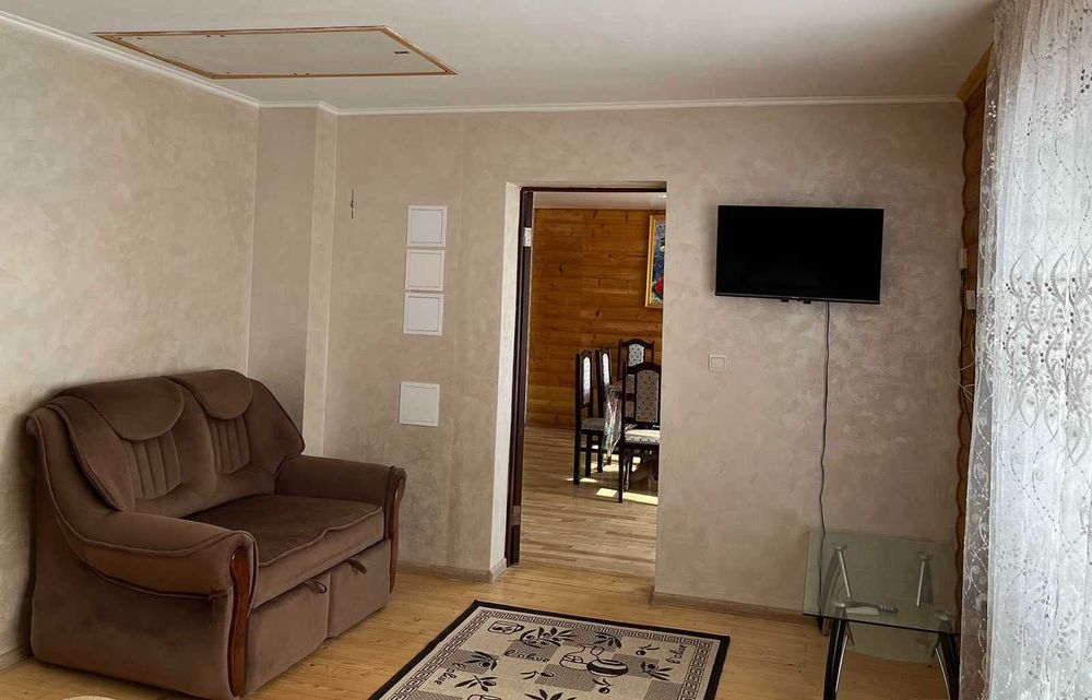 Продамо садибу у Синевирі