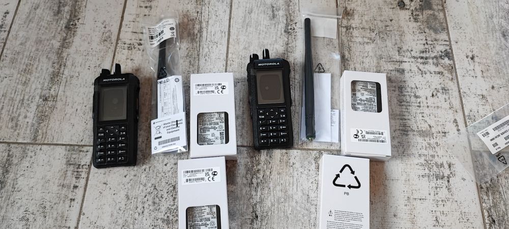 2x Radiotelefon R7 VHF FKP Premium Motorola