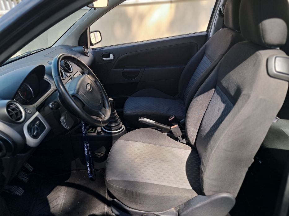 Ford Fiesta — fotografia 5