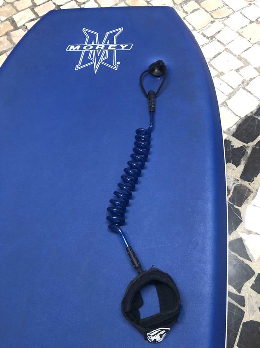 Prancha Bodyboard Morey Mach 5 com Leash – Excelente Estado!