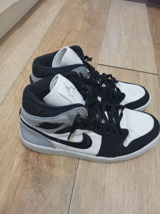Air Jordan 1 Mid Se