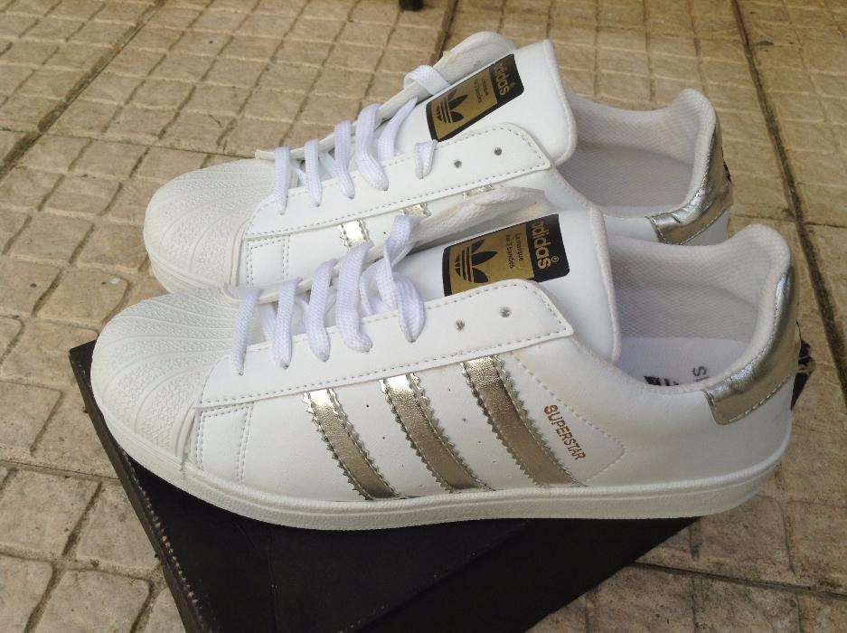Tenis tipo Adidas Superstar Brancos 42/41 NOVOS