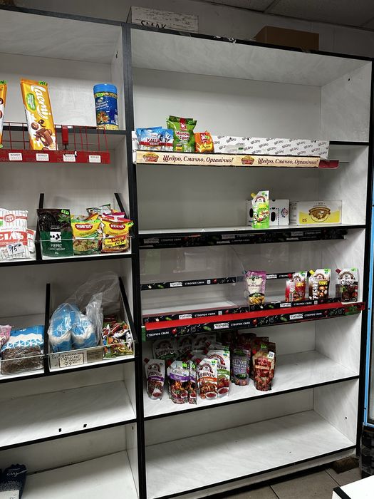 Продам торгові шафи (стелажі) для магазину