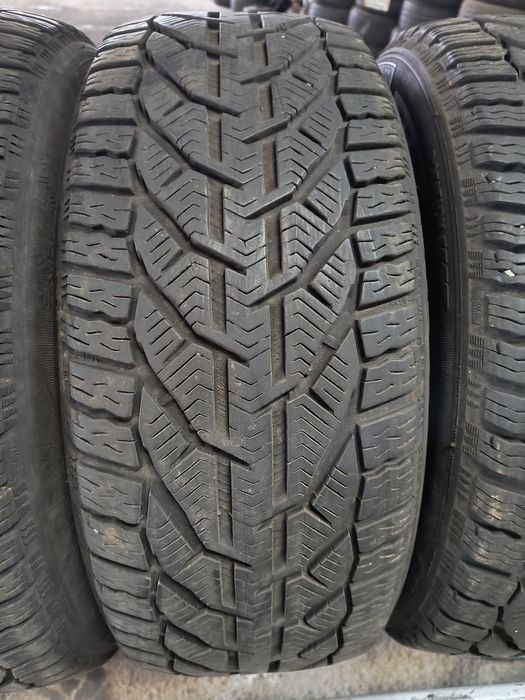 Opony zimowe 225/45r18 Kormoran Komplet