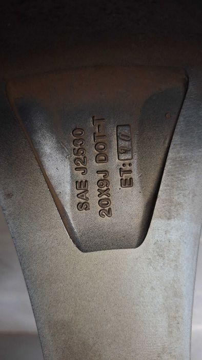 Felgi Koła 5x115 20 cali Rocket Racing Modern Challenger Charger