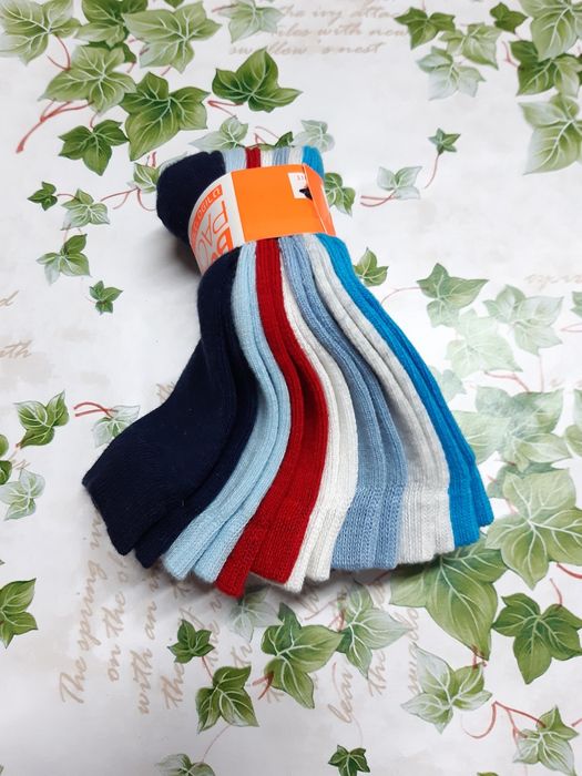 14 pares de meias para recém-nascido, etc