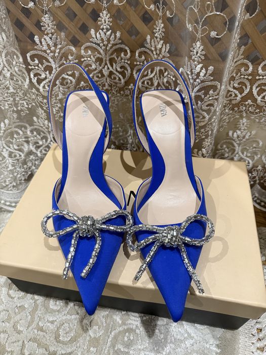 Сатинові туфлі Zara