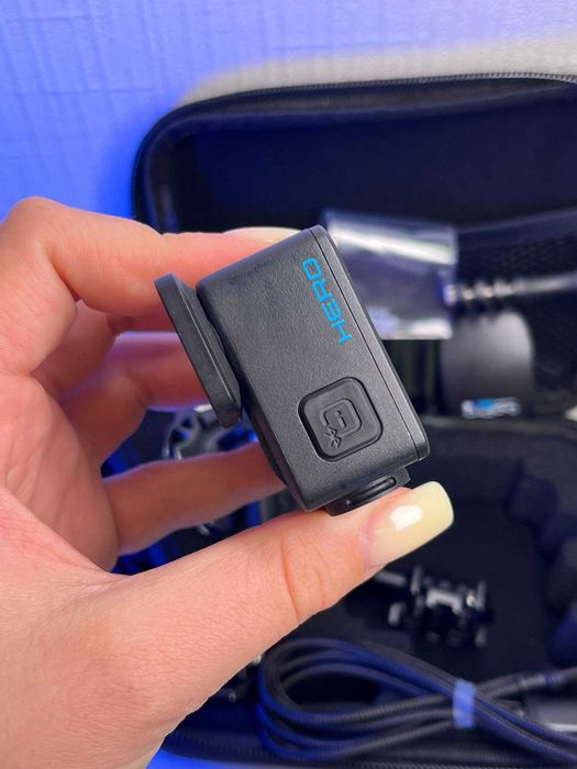 Екшн-камера GoPro Hero 4К з кріпленням на руку