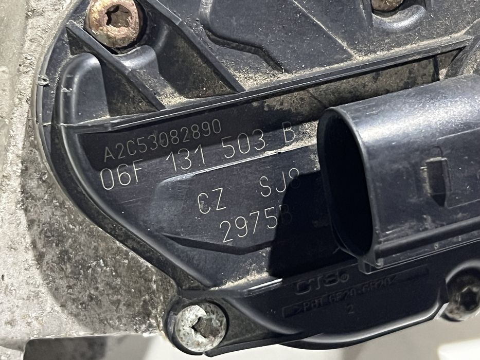 Клапан egr 2.0 fsi passat b6 golf 5 skoda a5 клапан рециркуляции єгр