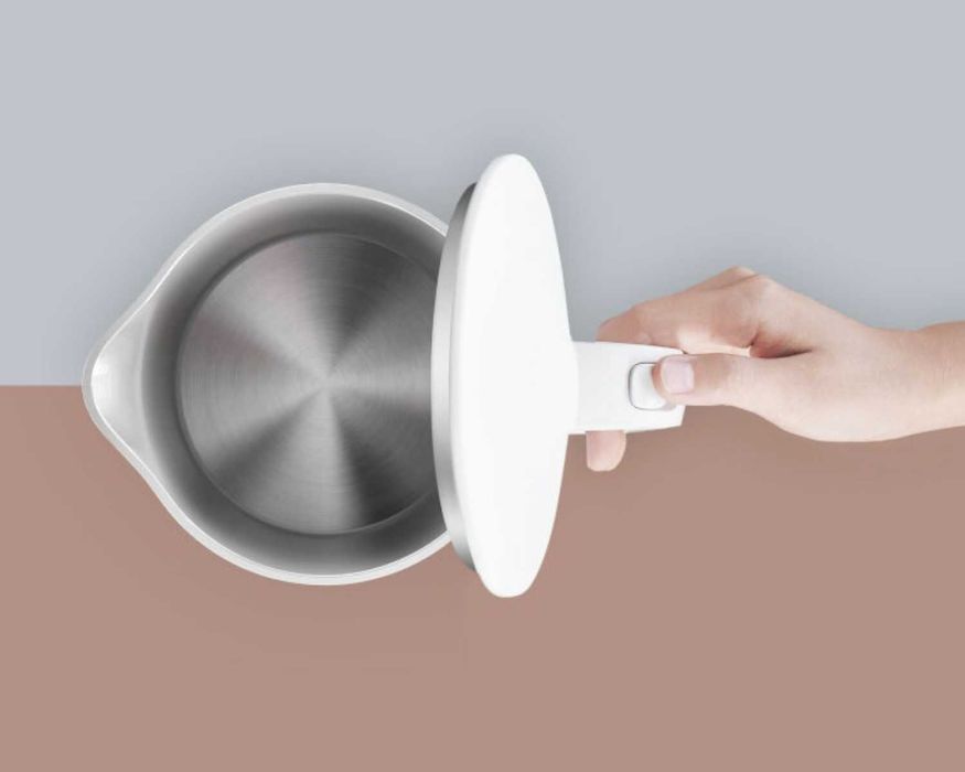 NOWOCZESNY Czajnik Elektryczny 1.7L 1800W Bezpieczny W Dotyku LED