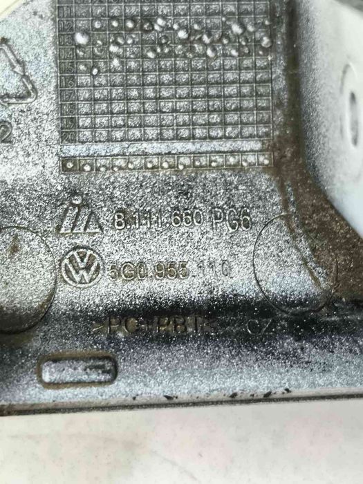tampa do lava-faróis direito VW GOLF VII