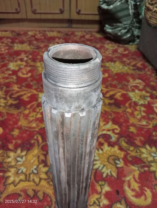 Вал нижний юмз КПП