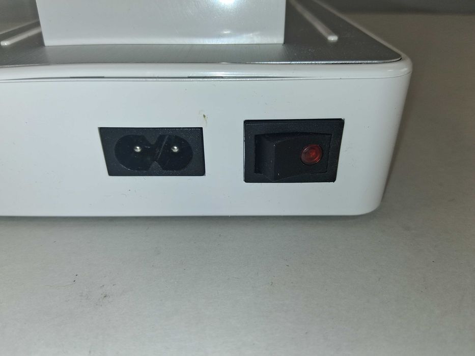 N047 Stacja Dokująca Ładowarka USB 6 Portów Quick Fast Smart Ładowanie