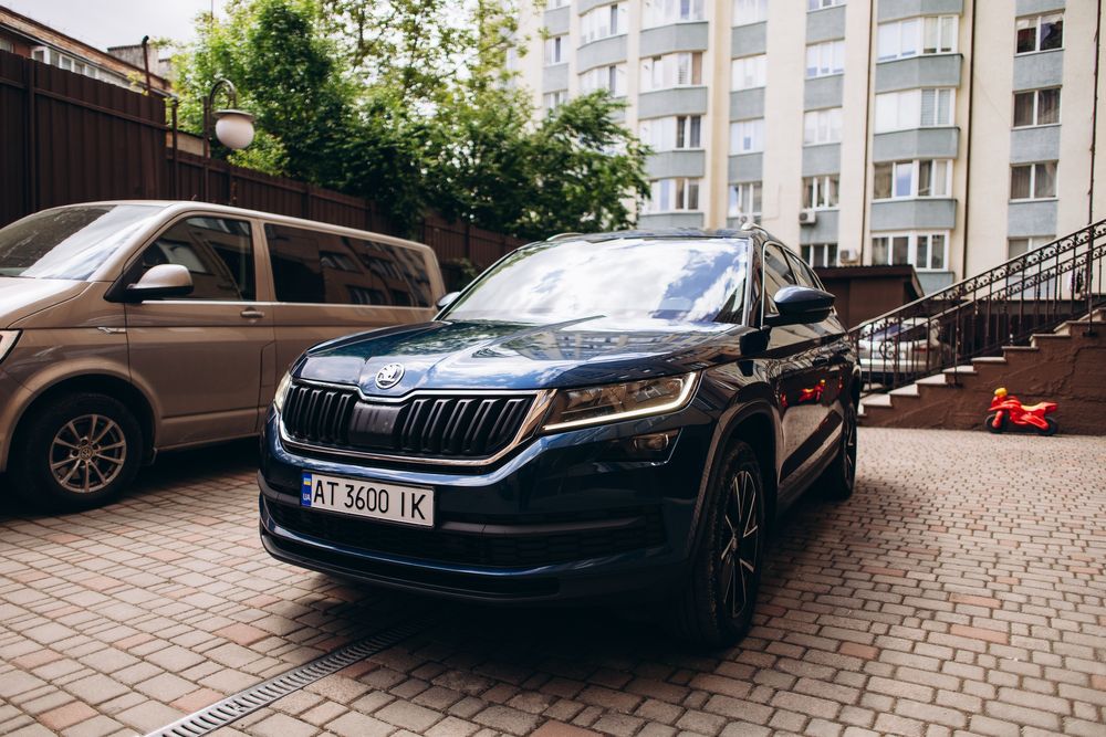 Продаю власний автомобіль