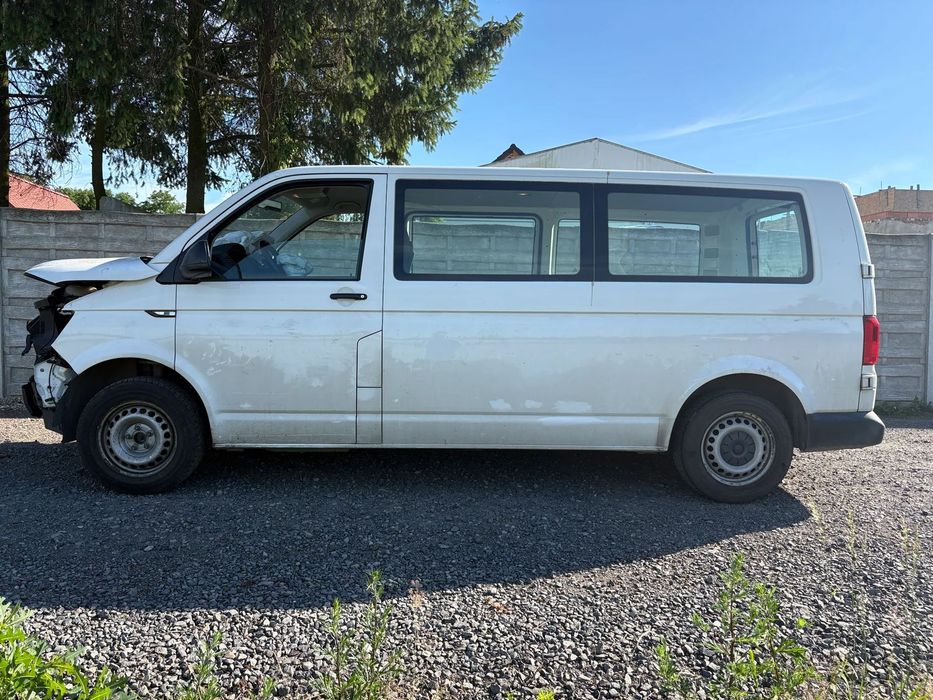 Volkswagen Transporter T6  Volkswagen Transporter T6 2,0 102 KM diesel long długi niski przebieg