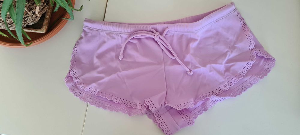 VICTORIA'S SECRET Fioletowa góra od bikini w rozmiarze S