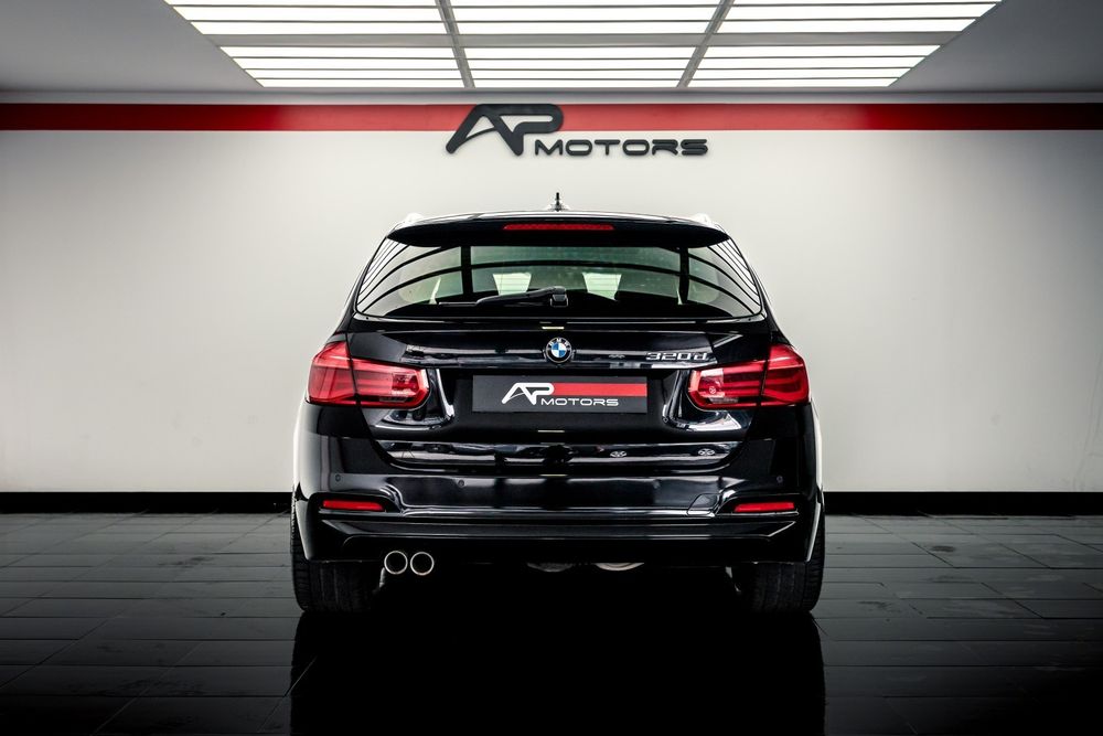 BMW 320 d Auto | Ano 2017