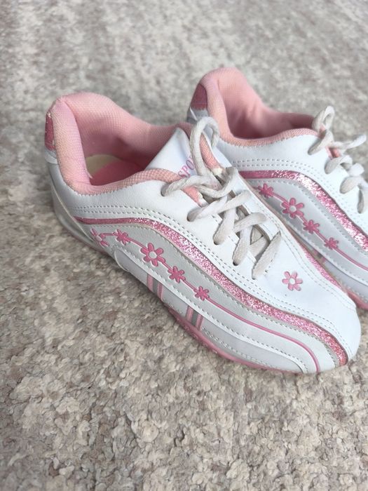 Buty sportowe dziewczęce