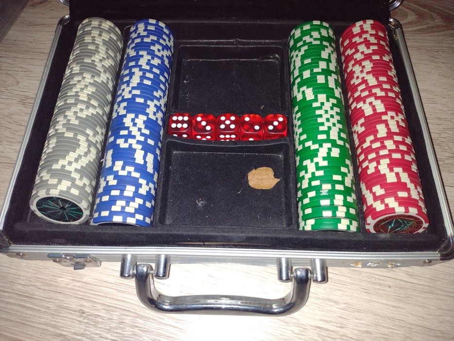 Справжні фішки казино Лас Вегаса.