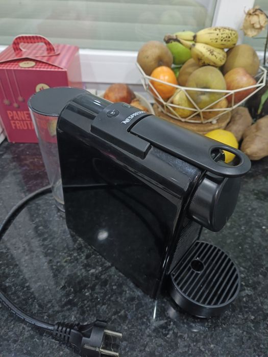 Máquina café Nespresso