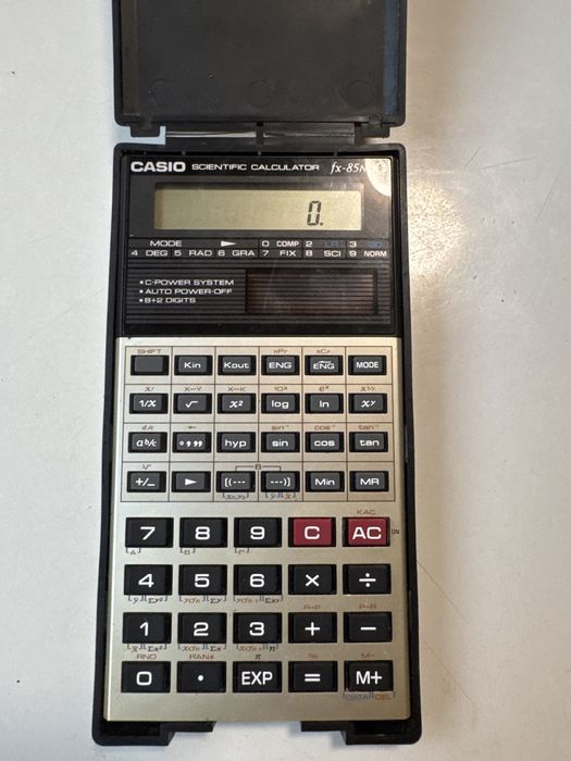 науковий калькулятор Casio fx-85N,