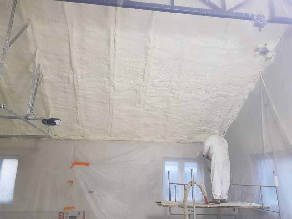 Ocieplanie pianką PUR, ocieplanie pianą PUR, piana PUR, pianka PUR