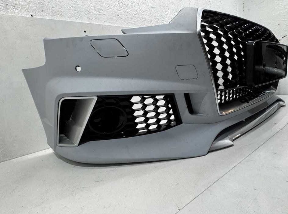 AUDI A4 B9  Бампер передній RS 2015-2025