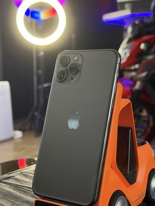 iPhone 11 Pro 256 GB 100%