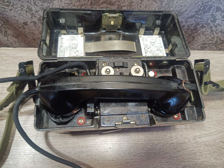 Немецкий военно-полевой телефон