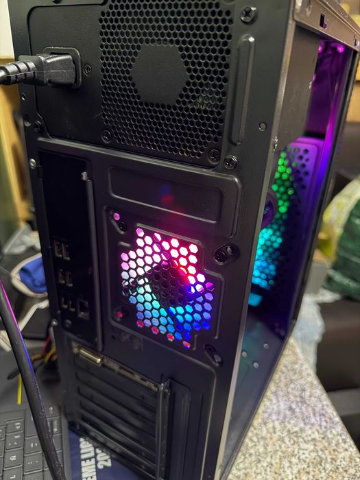i5-9400 + GTX 1050ti