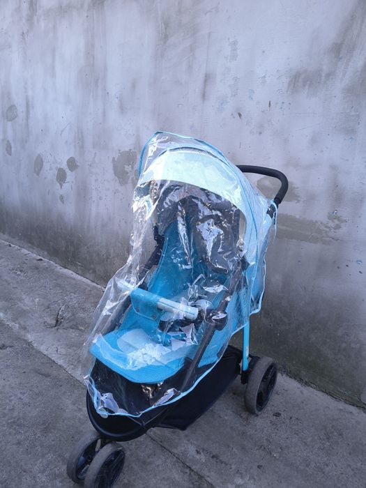 Прогулянкова коляска