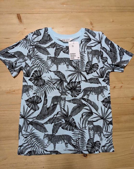 Футболка H&M 6-8 років зріст 122-128 см джунглі чудова якість