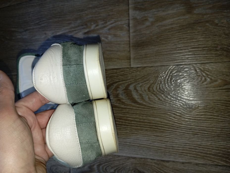 Продам кеди,кросівки Zara