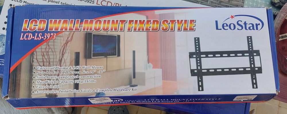 Suporte de TV. Muito resistente, novo