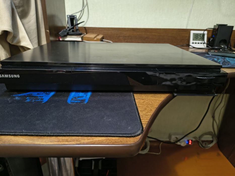 Продаю домашній кінотеатр Samsung Blu ray HT-D5000 стан новий
