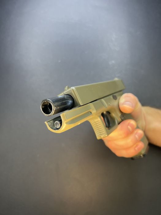 Металевий Глок 17 gen.3 — модель V20 tan (іграшка)