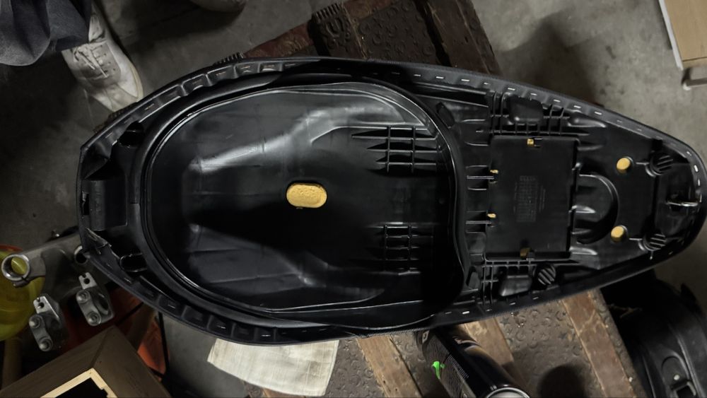 PCX Banco assento ,mesa e carnagem