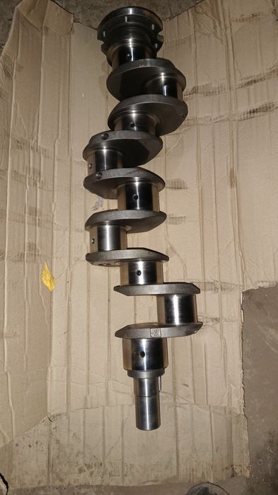 Колінвал мотор Д 65 ЮМЗ 6 номінал 2