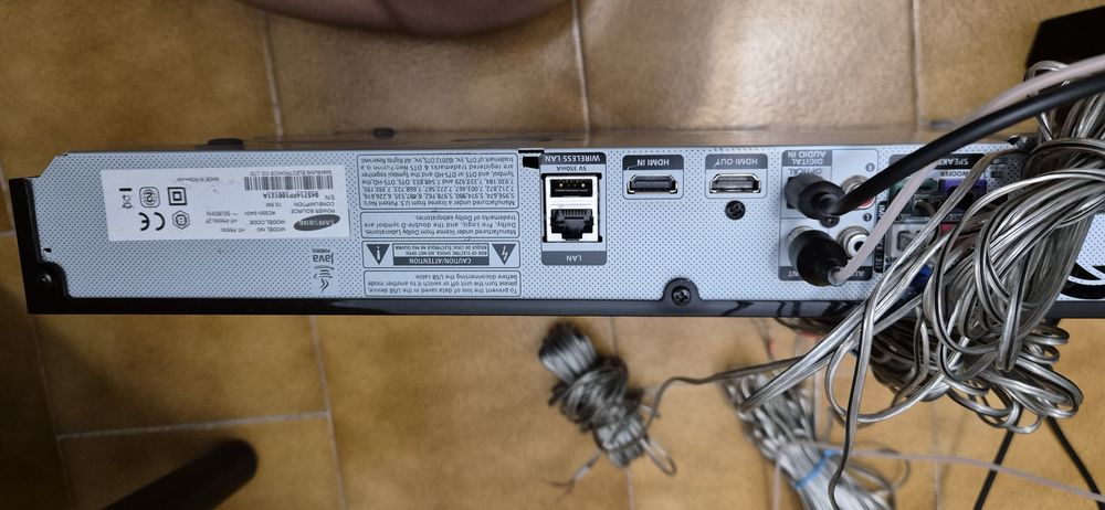 Dvd samsung com 5 colunas