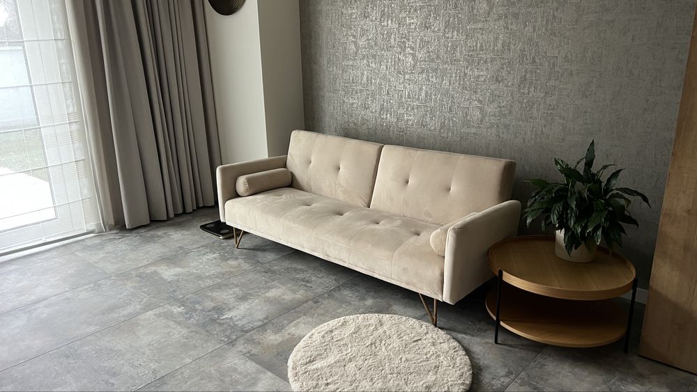 Sofa rozkladana Sklum wersalka welur ecru