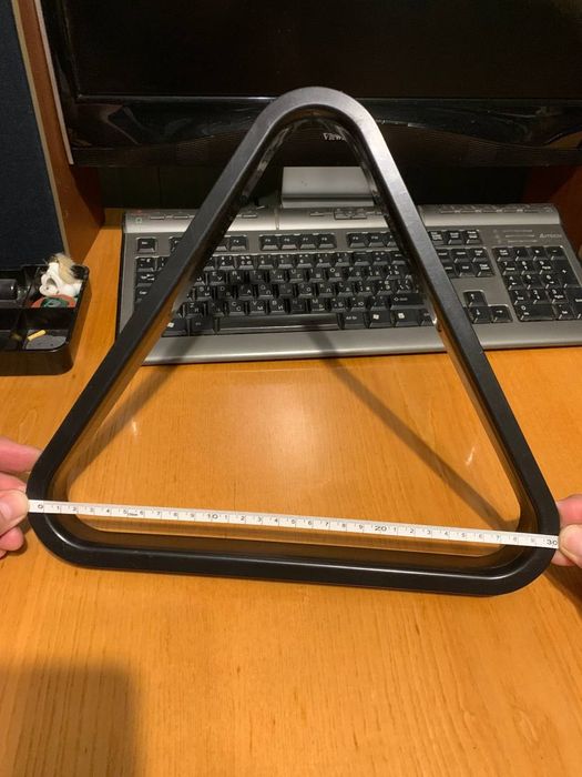 Треугольник для бильярда