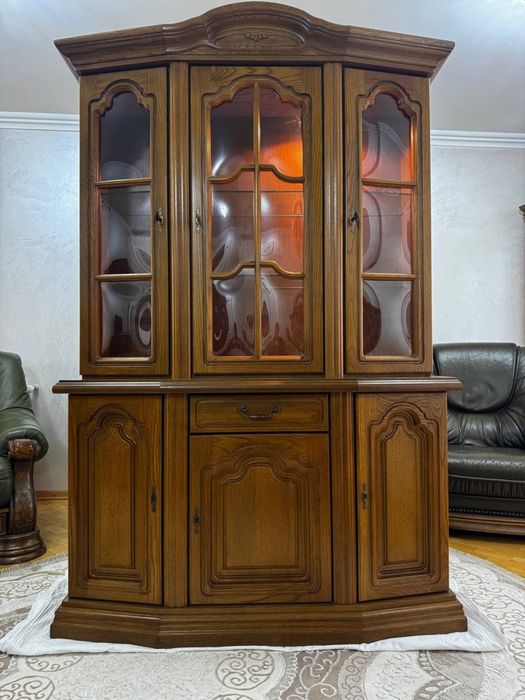 Меблі з Європи (дубові)