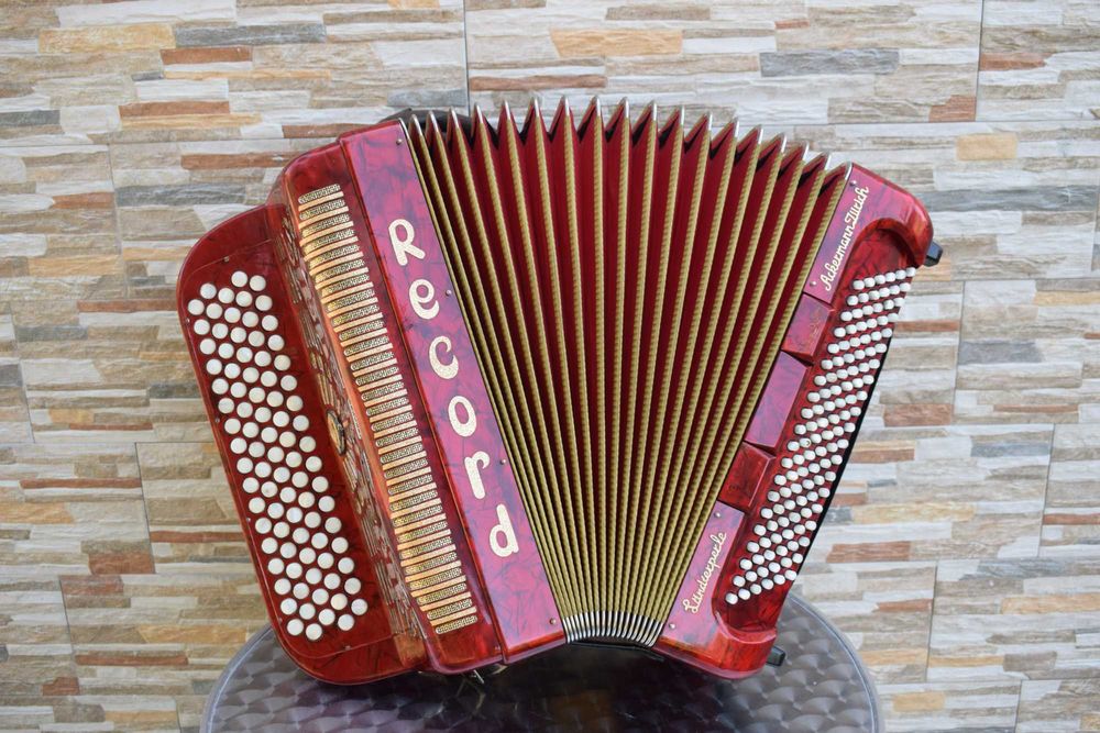 Acordeao Record 4 Voz Voz,120 Baixos