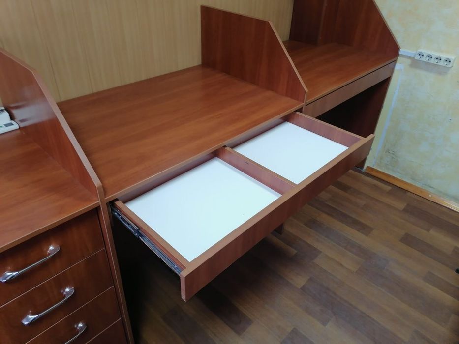 Продам мебель для офиса