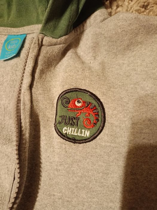 Bluza dresowa z kameleonem na 128cm 7-8 lat