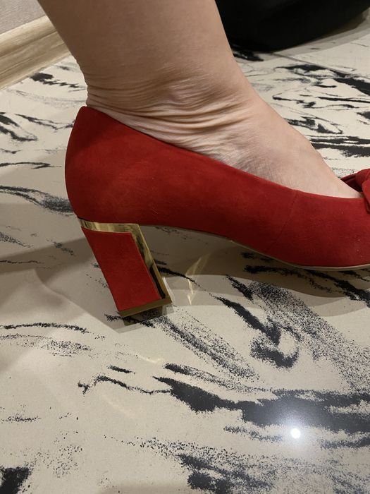 Туфлі червоні замшеві